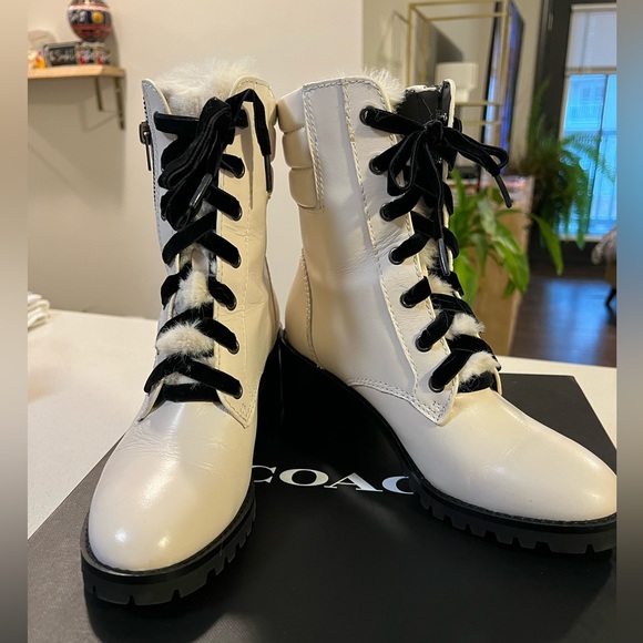Coach white leather boots, so comfy! - Picture 5 of 7